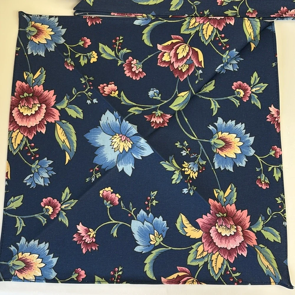 Set of 10 Quilted Fabric Blue Floral Placemats W/ Matching NeverUsed Napkins